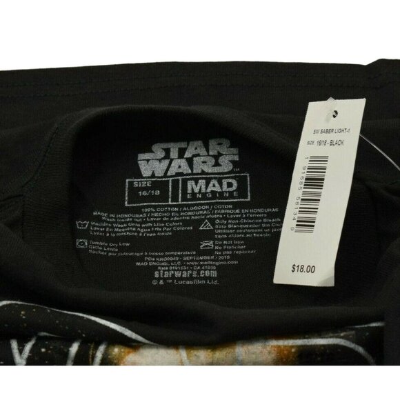 Mad Engine Boys 16 to 18 Black Star Wars Darth Vader Lightsaber Graphic T Shirt - Picture 4 of 4